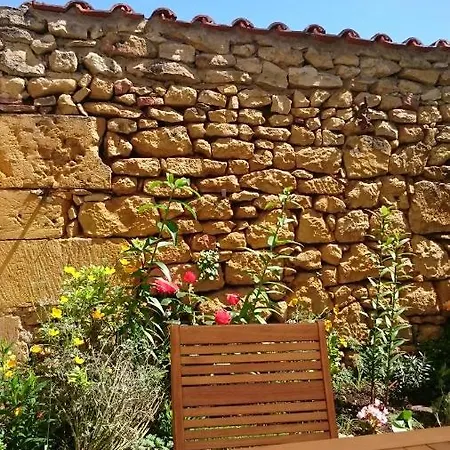 Bed & Breakfast Rue Du Chateau 3*