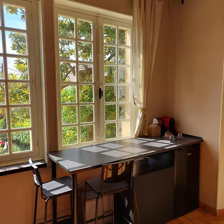 Bed & Breakfast Rue Du Chateau 3*