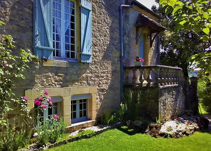 Rue Du Chateau Bed & Breakfast 3*